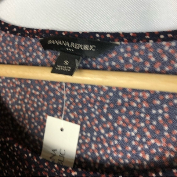Banana Republic Navy Blue & Red Speck Dot Printed Long Sleeve Peplum Top S - Picture 4 of 4